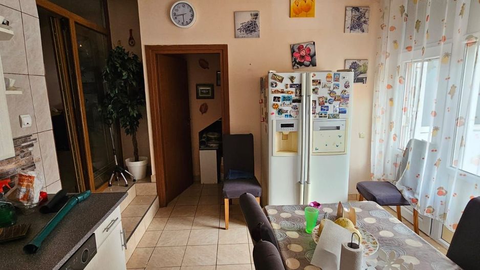 Casa- zona Spitalul nr 1 - Poză 3