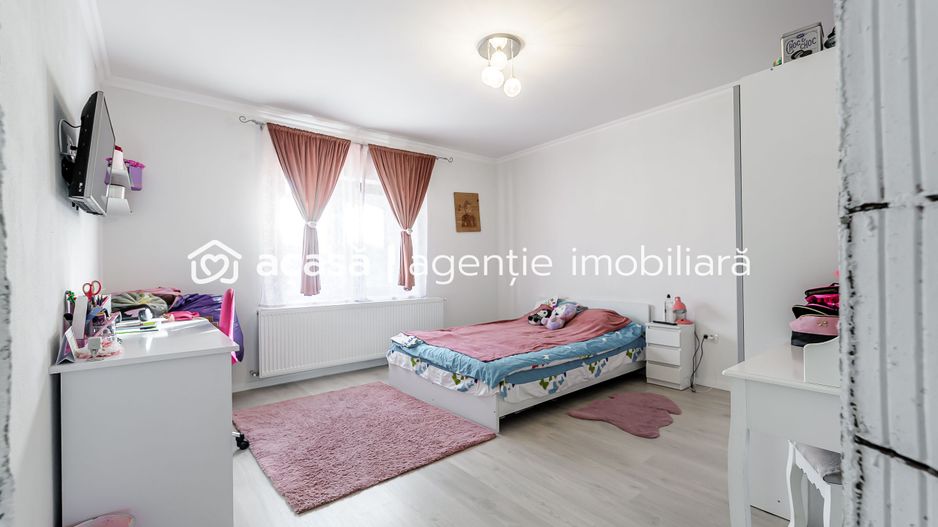 REZERVAT Casă nouă de vânzare în cartierul nou din Zimand, Comision 0 - Poză 1