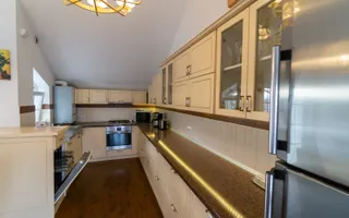 Penthouse de 200 mp+ terasa, in zona Calea Dumbravii - Poză 11