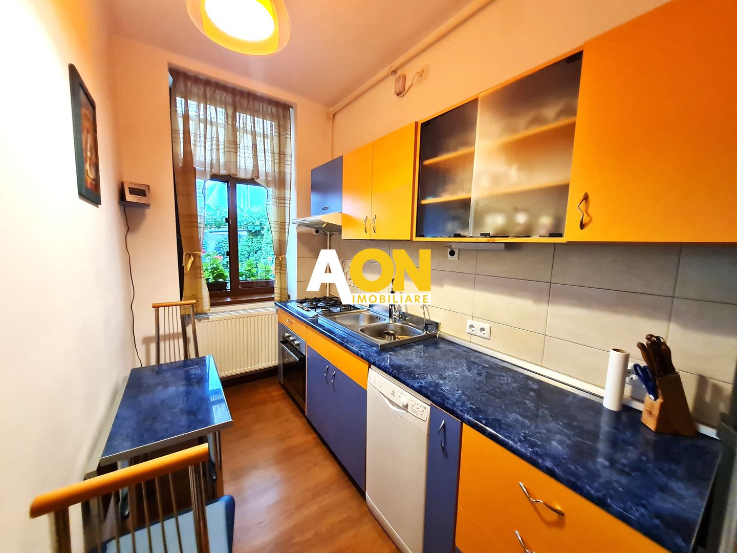Casa 6 Camere, 160 mp, Teren 410 mp, Zona Centru - Poză 10