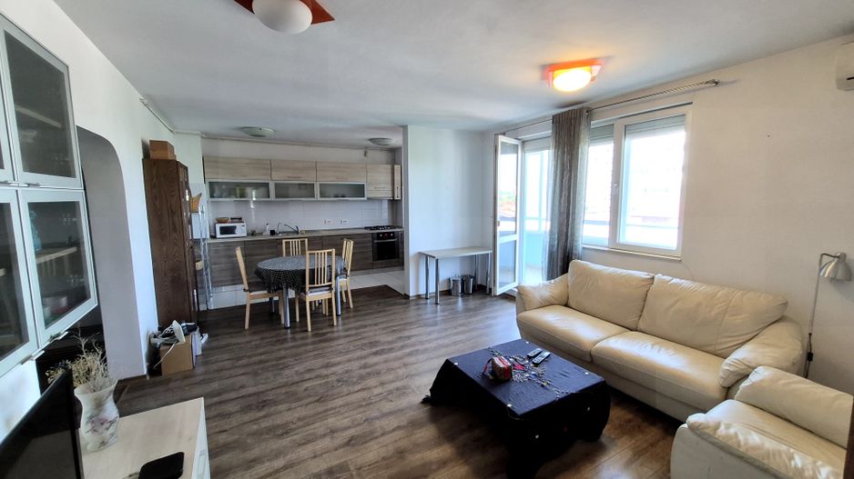 Apartament cu 2 camere 85 mp + 35 mp terasa si balconul + 2 locuri de parcare - Poză 4