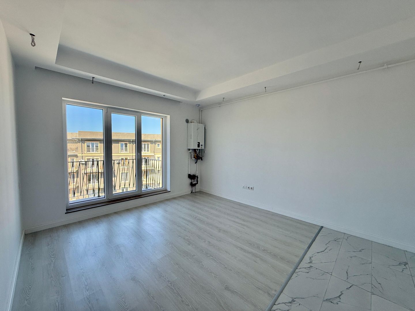 COSMOPOLIS - Apartament cu 2 camere tip studio,finalizat 2026 - Poză 1