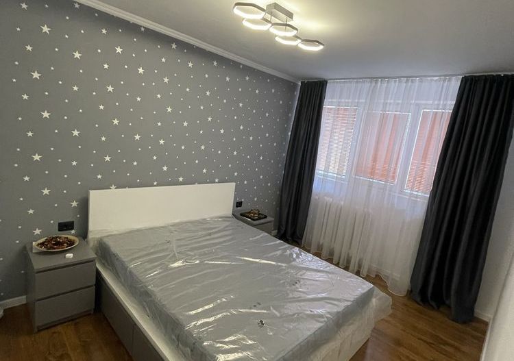Închiriere Apartament cu 2 camere, decomandat, metrou Dristor in fata blocului - Poză 4