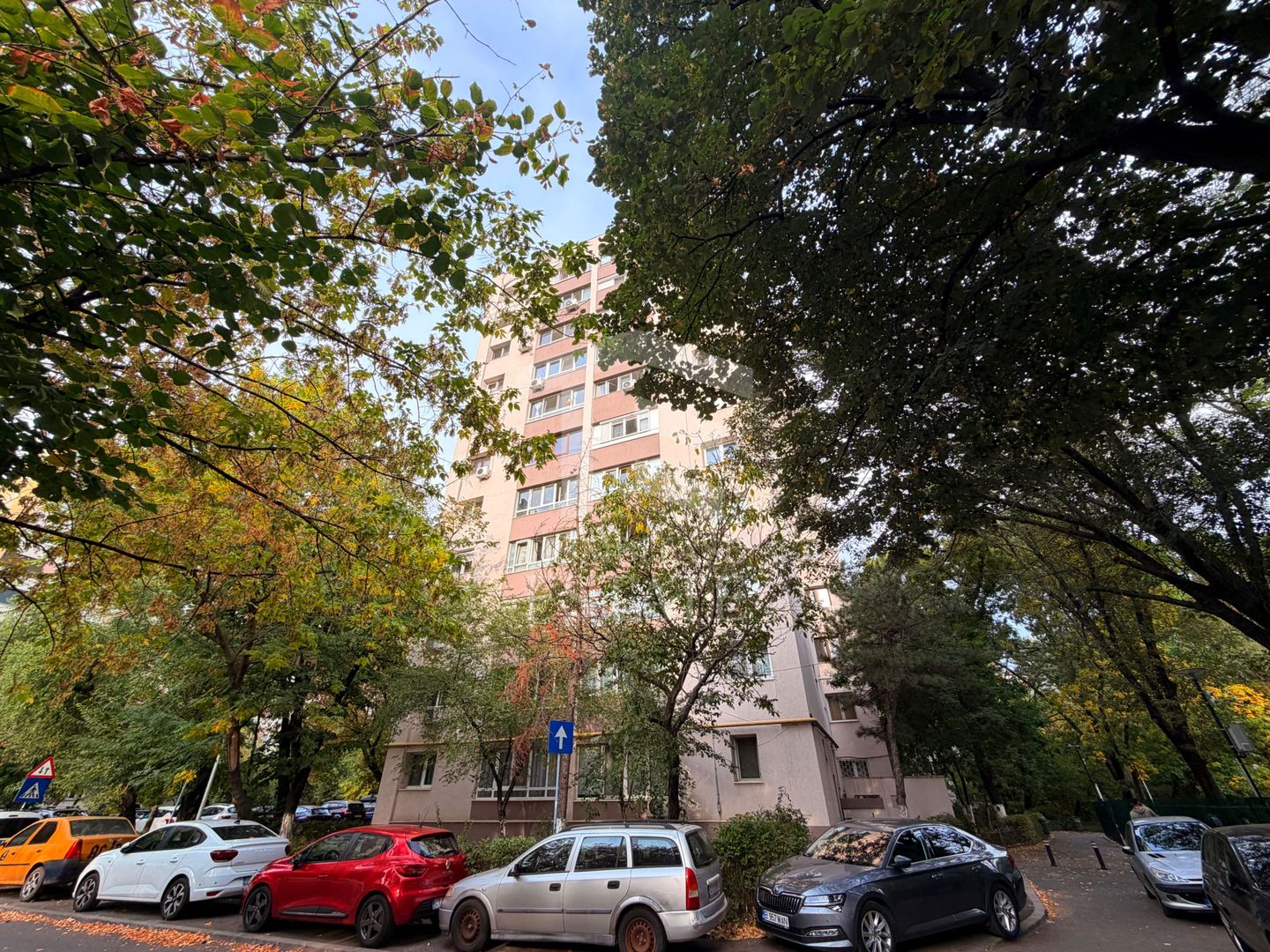 Apartament 2 Camere | Metrou | Etaj 7 | Bl Reabilitat | Drumul Taberei - Poză 1
