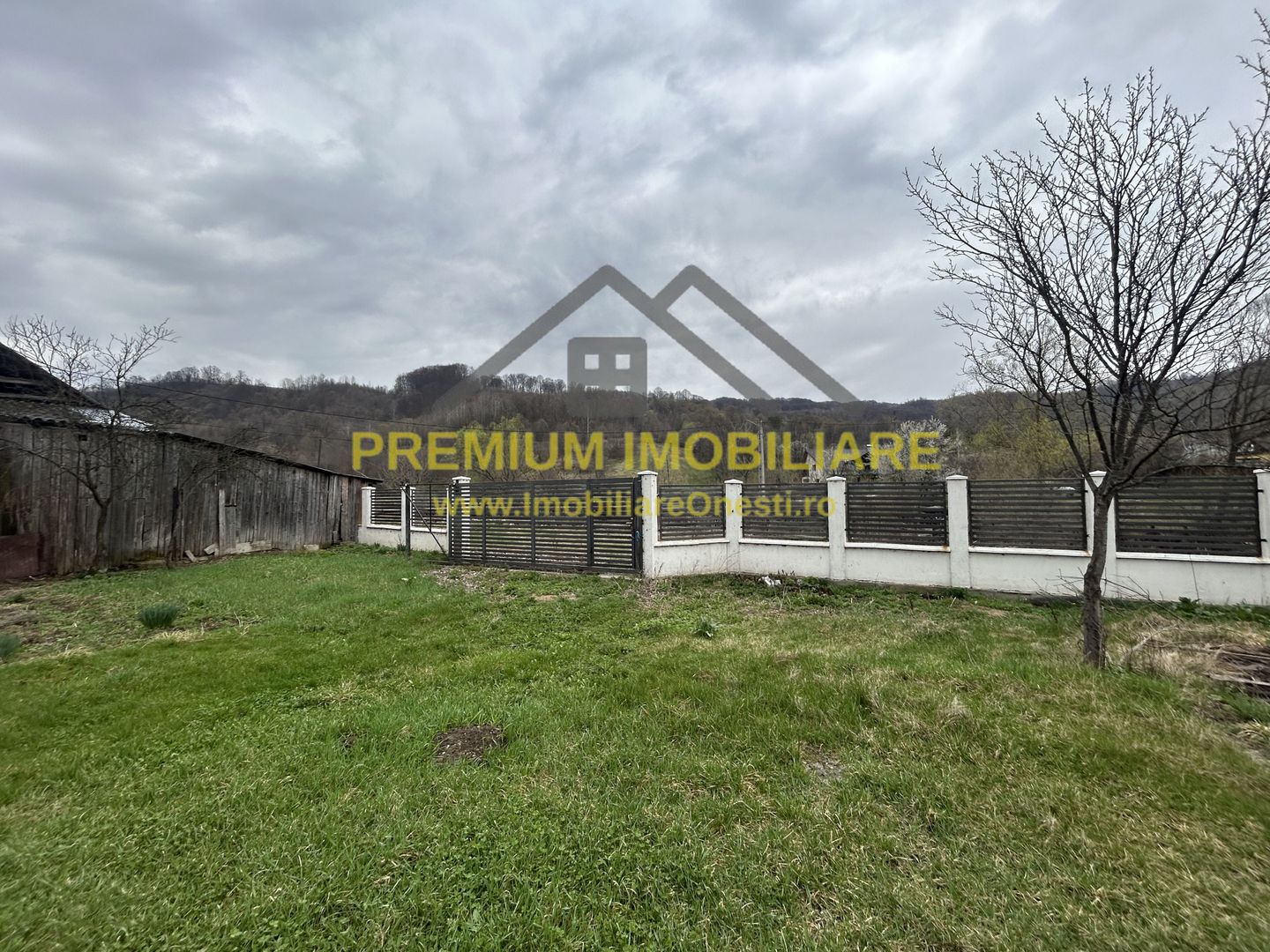 Casa de vanzare in Slanic Moldova . - Poză 14