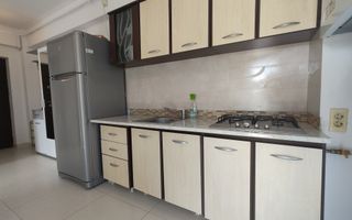 Copou - Sadoveanu - Apartament Decomandat + Parcare! - Poză 5