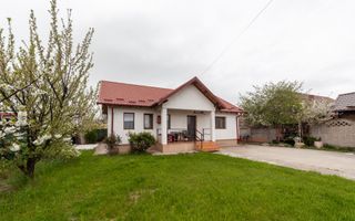 Casa de vanzare in Albota – liniste, spatiu si acces rapid catre Pitesti! - Poză 14