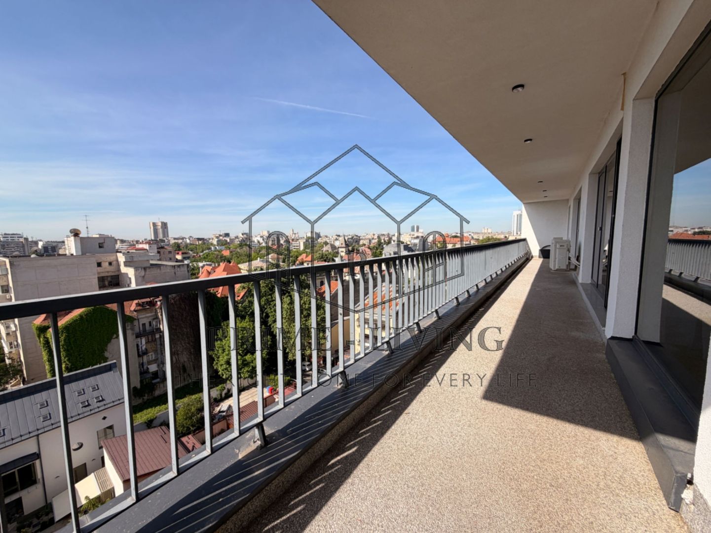 Penthouse lux cu 4 camere in zona ambasadelor - Poză 37