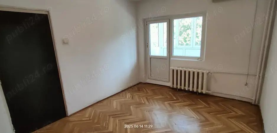 De inchiriat apartament nemobilat 3 camere decomandate Panduri, zona foarte buna - Poză 2