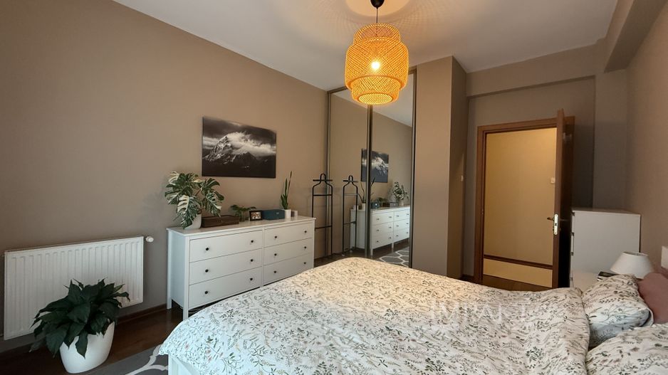 Apartament cu 3 camere cf sporit langa Grand Hotel Italia - Poză 7