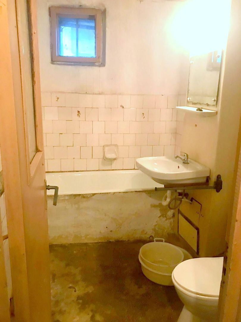 Exclusivitate - Apartament 2 camere în Micro 17, parter,  de renovat - Poză 3