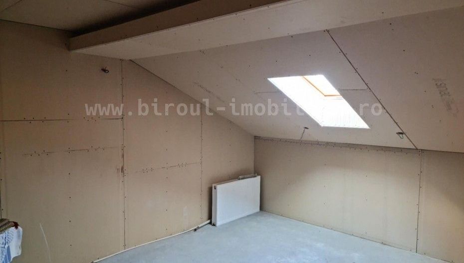 Vilă S+P+M+Pod – Cumpăna Zonă liniștită - Poză 8