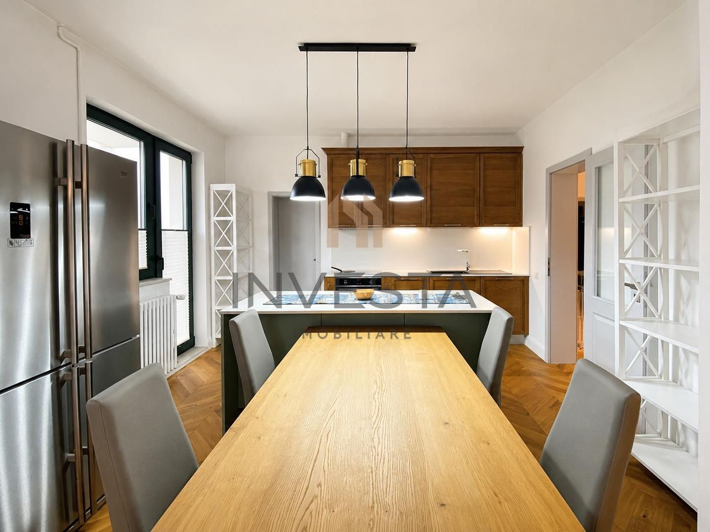 Apartament 4 camere premium 146 mp de inchiriat + garaj, zona Centrala - Poză 3