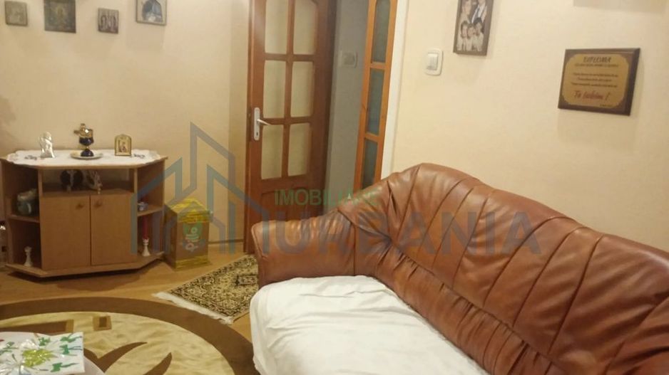 Vând apartament 3 cam. Dancu. - Poză 13