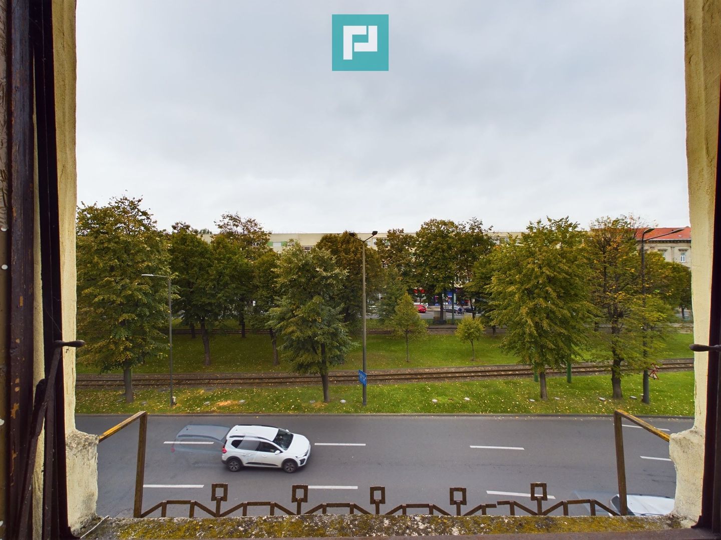 Apartament de închiriat – 3 camere, zonă centrală - Poză 8