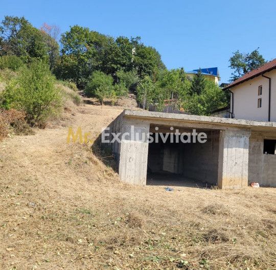 Teren intravilan Turcesti (Pitesti) - 1083 mp, demisol executat - Poză 4