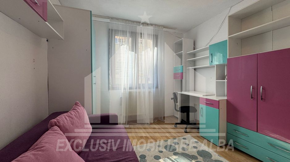 Apartament cu 3 camere decomandate de vanzare, Cetate - Poză 5