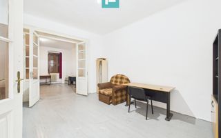 Casă 2 camere + anexe, teren 234 mp. - Poză 1