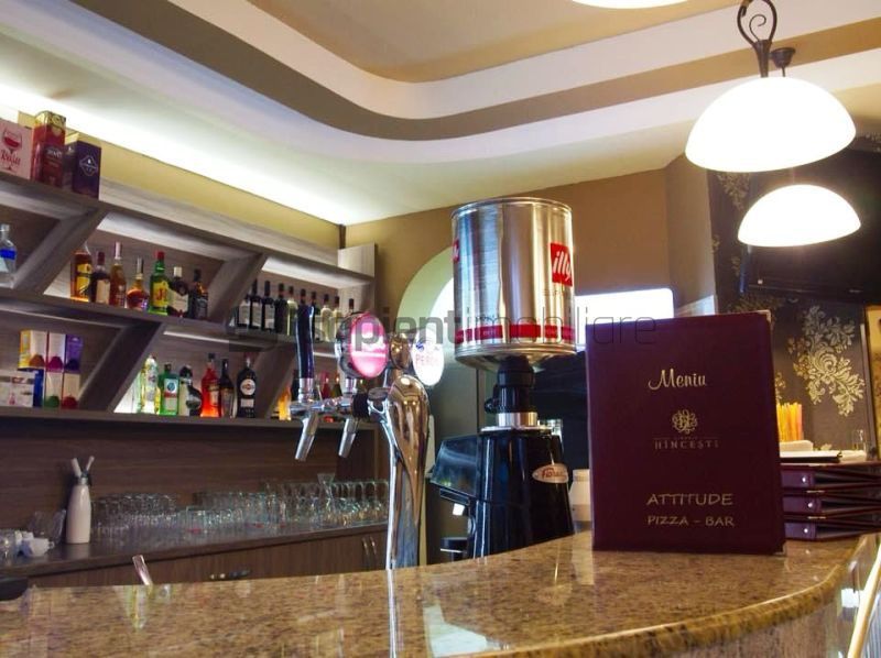 Spatiu comercial central ideal pentru cafenea - Poză 6
