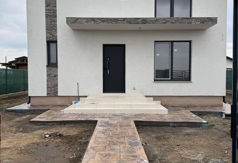 Casa modernă cu 4 camere și subsolb de vanzare - Poză 9