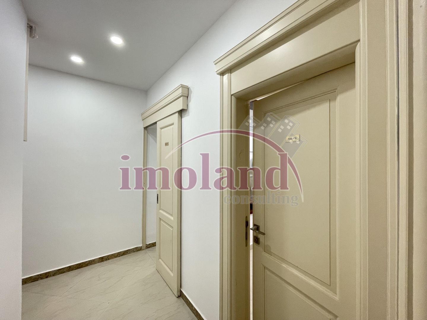 Inchiriere garsoniera 37 mp in vila | ideal business | Primaverii - Poză 7