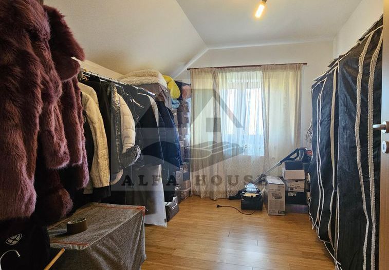 Casă individuala cu 5 camere, 270 mp, Tractorul - zona Coresi - Poză 27