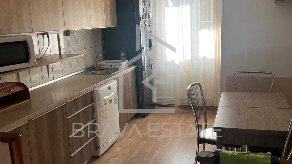 Apartament 3 camere, 2 balcoane, parcare, zona Marasti - Poză 1