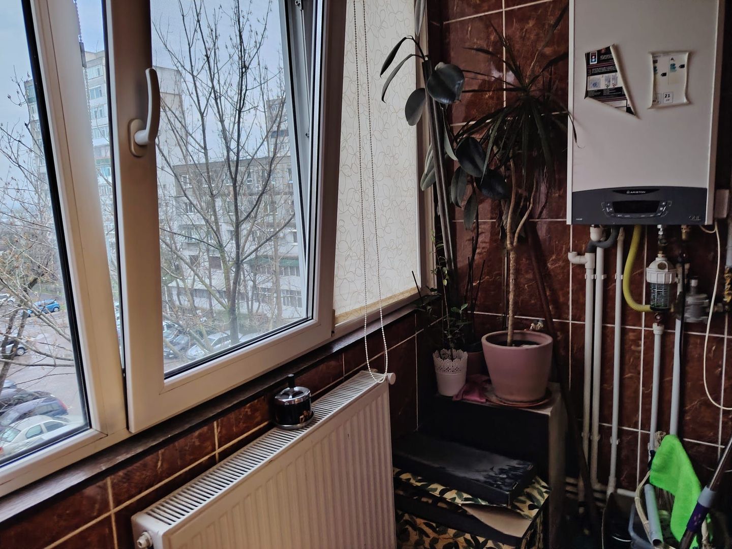 Inchiriez apartament 2 camere Micro21. - Poză 5