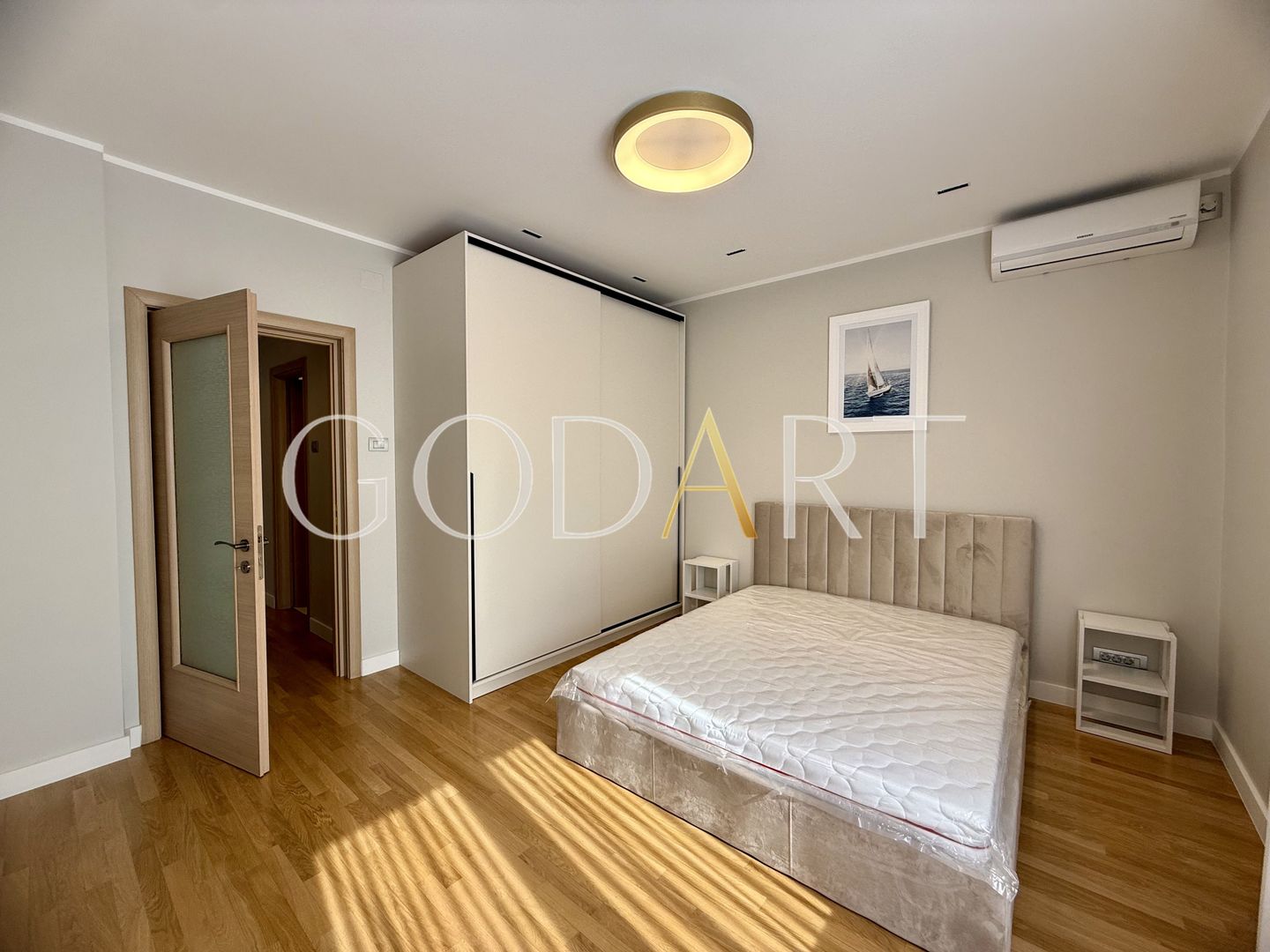 Apartament 3 camere |terasă si curte în Dorobanți Capitale - Poză 11