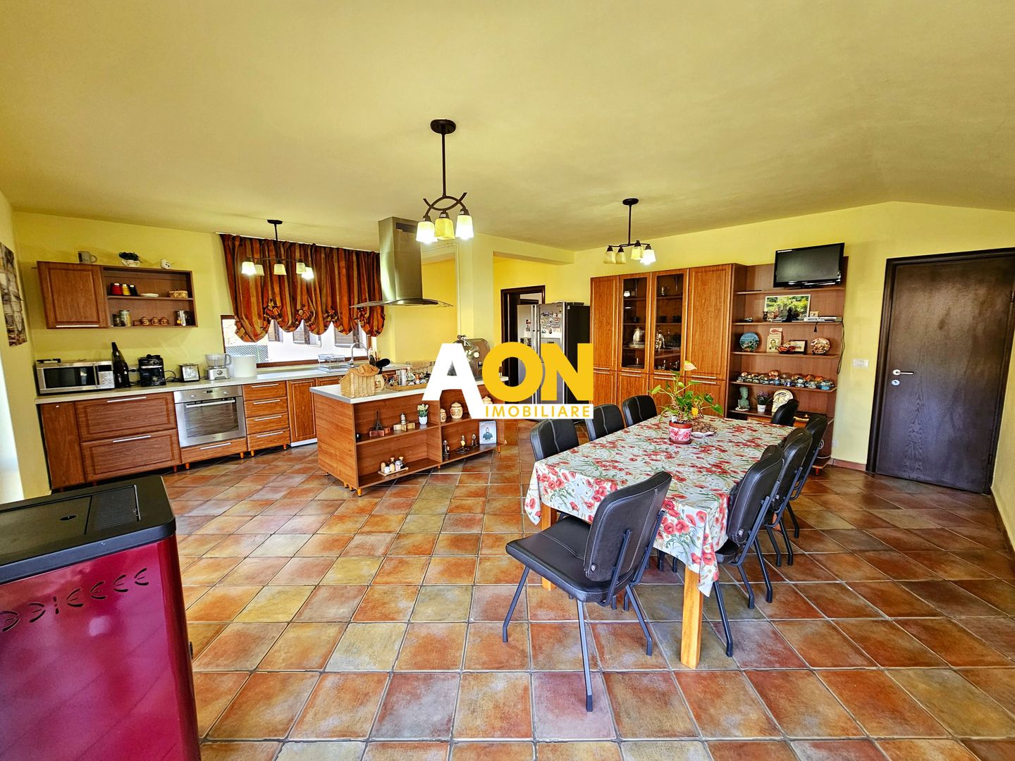 Casa 6 camere, mobilata, utilata, 1700 mp teren, langa padure - Poză 12