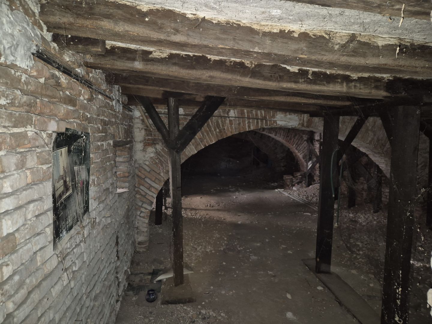 Casa P+S - 203,35 mp - Unirii - Poză 13