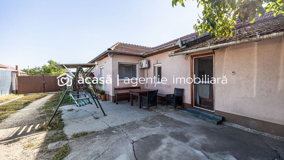 Preț redus! Casă în localitatea Turnu - Poză 10