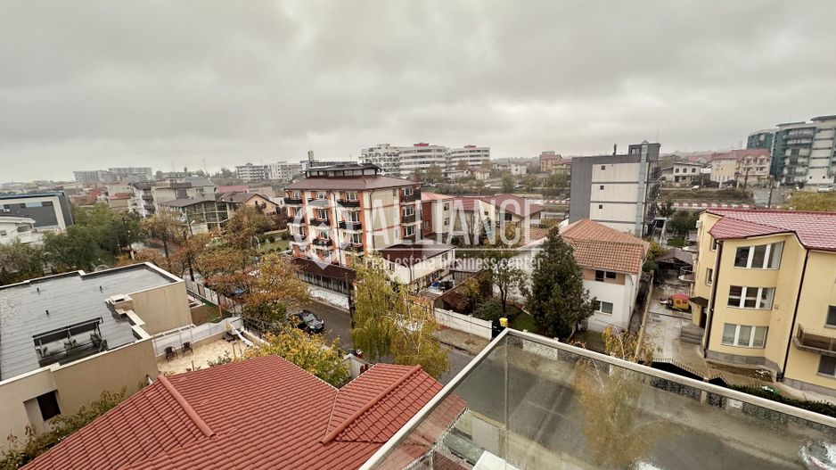 Apartament terasă panoramică de 24 m2 | piscină rooftop | la 5' mare - Poză 11