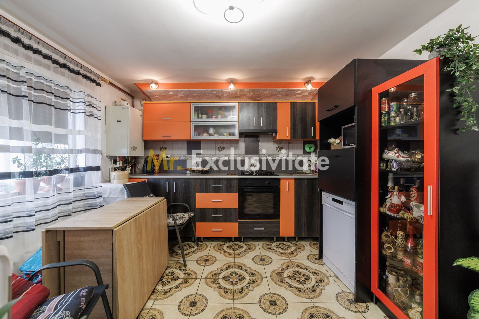 Apartament 4 camere, Trivale, Pitesti - Poză 2