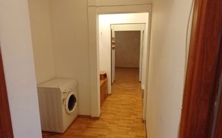 Vand apartament cu 3 camere in poarta 6 direct proprietar - Poză 4