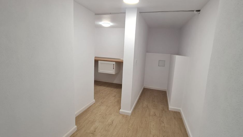 Vila spațioasă și elegantă de vânzare la intrarea în cartierul Turnișo - Poză 2