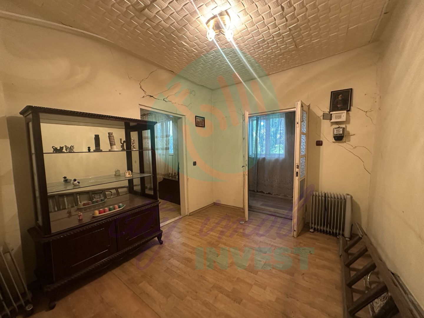Casuta batraneasca cu teren 184 mp de inchiriat - Poză 8