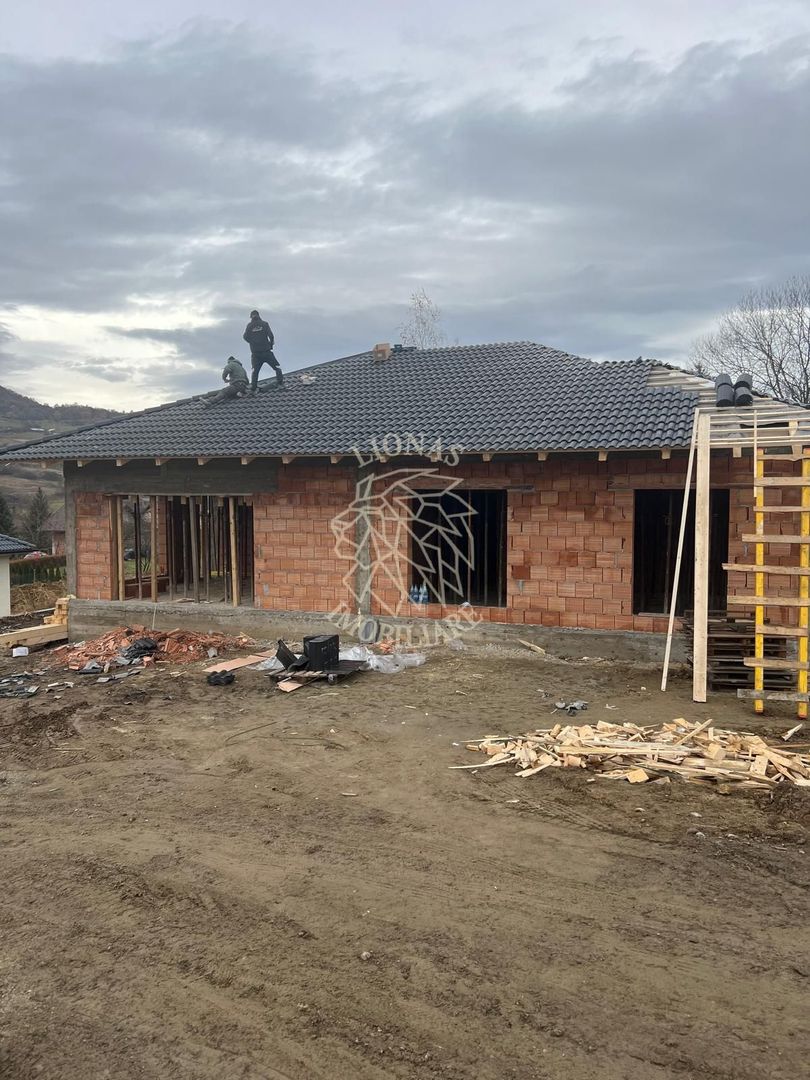 Casa 4 camere 118 mp+terasa 16 mp-teren 1000 mp-Zona Str. Ghinzii - Poză 2