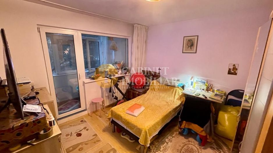 Complet Renovat - 3 Camere - Etaj 1 - Bloc Fara Risc - Zona Podu Ros - Poză 3