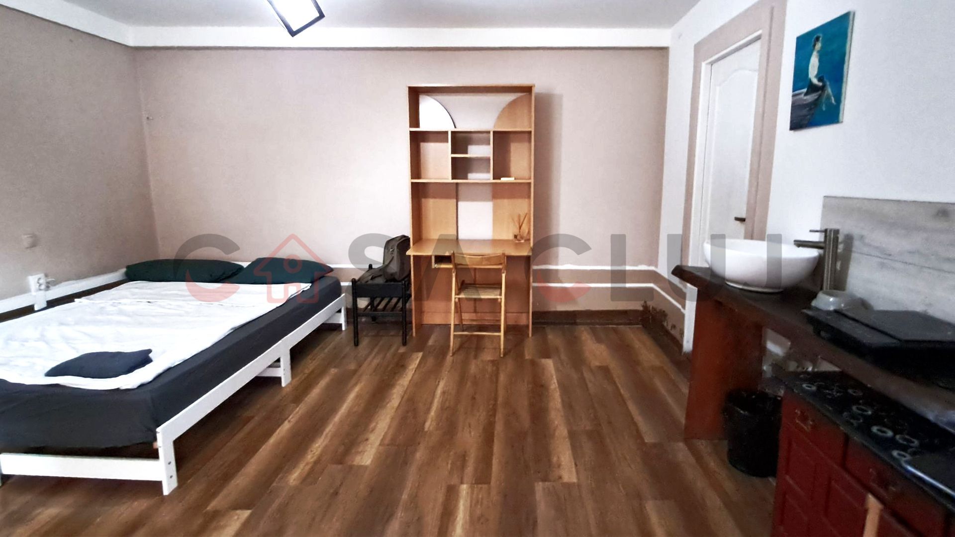 Ultracentral!! Clădire / 3 nivele – 14 camere, 300 mp utili, B-dul Eroilor!! - Poză 2