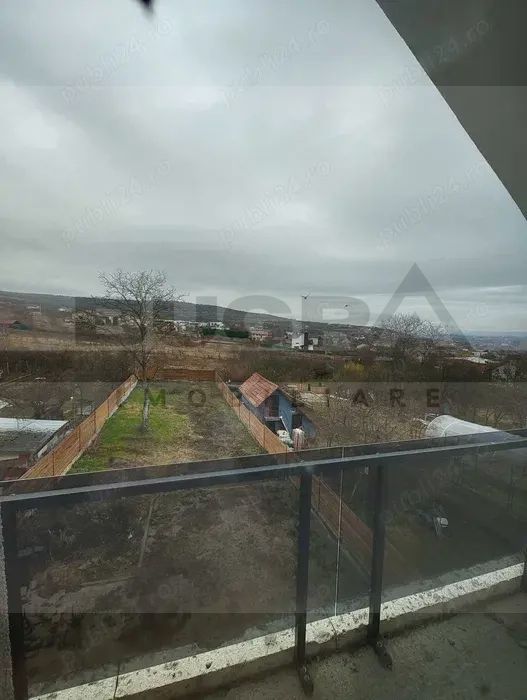 Casa de vanzare,  zona linistita, Dambu Rotund - Poză 3