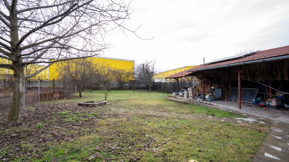 Casa Oradea 4 camere 1100 mp teren panouri si baterie de stocare - Poză 3