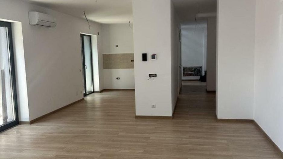 Duplex parter /Spatiu comercial - Poză 5