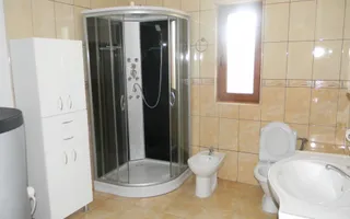 Vila mobilata si teren 1200mpBrasov-Harman - Poză 17
