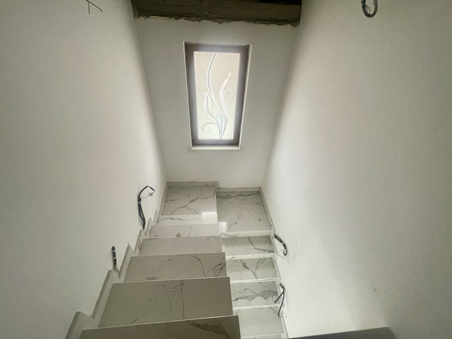 CASA INDIVIDUALA MODERNA | 600 MP TEREN | GARAJ | RADAUTI - Poză 9