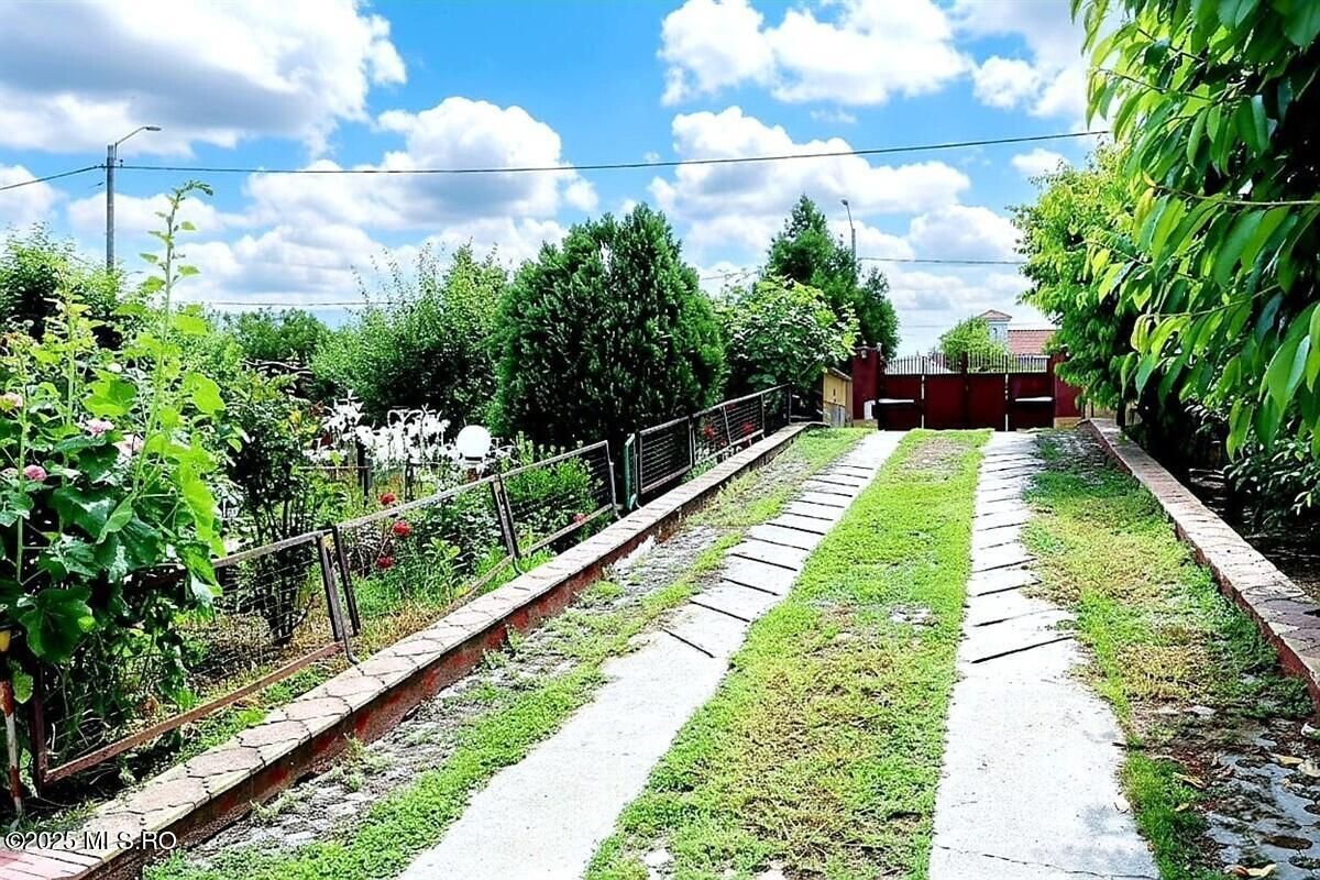 Ovidiu - Str. Nationala, Vila P+1E, teren 1094 mp, vedere la lac! - Poză 34