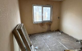 Apartament 2 camere, Micro 5/2 – etaj 2 - 38 mp - accept schimb - Poză 2