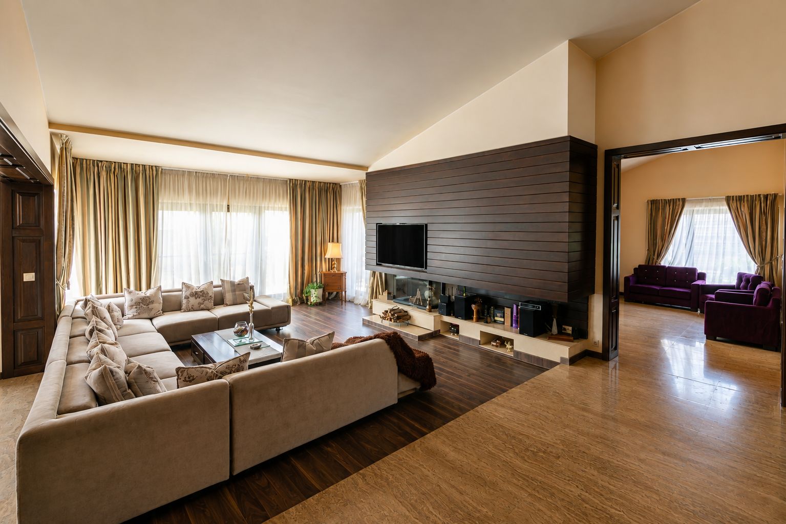 Vila cu piscina, 6 camere, 254mp utili, 815mp teren, com. Berceni - Poză 4