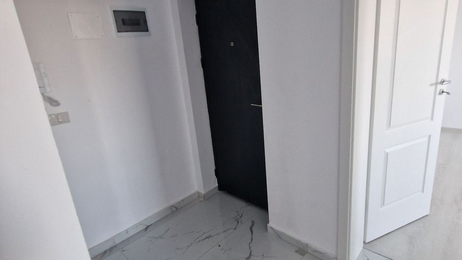 Giroc | 2 Camere | Decomandat | Bucatarie inchisa - Poză 3