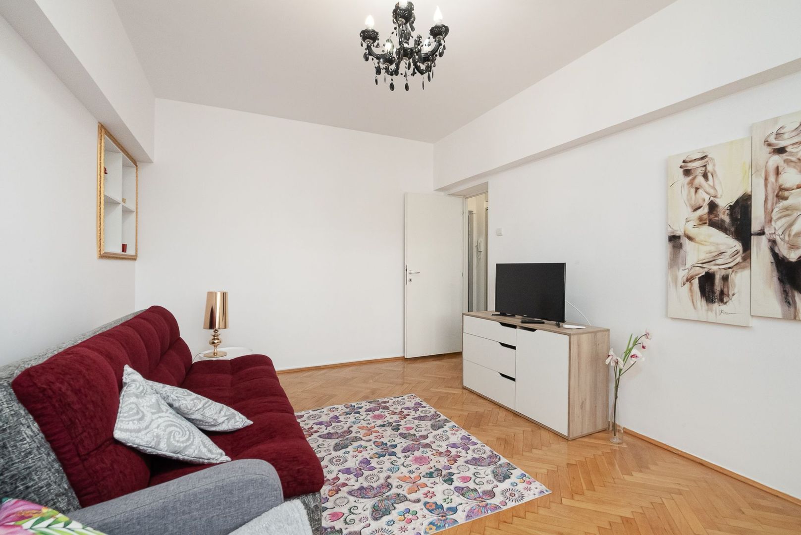 Apartament 2 camere distanta 5 min de Metrou Piata Romana Comision 0% - Poză 4